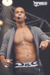 Download http://www.findsoft.net/Screenshots/Free-Marvin-Humes-Screensaver-53360.gif